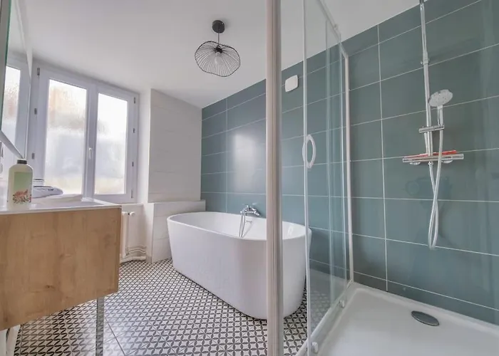 Le Royaume - Parking