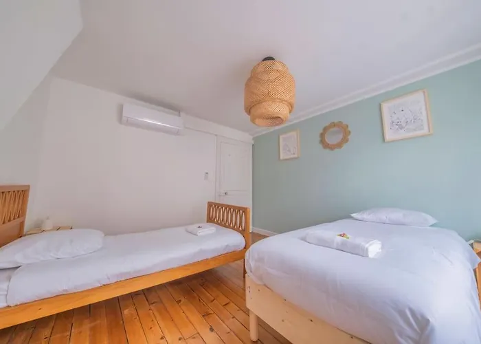 Le Royaume - Parking